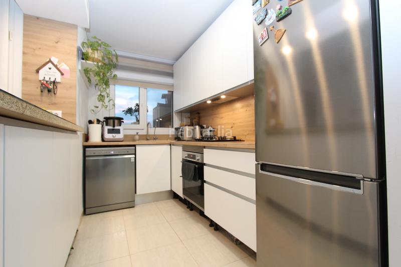 Foto f0a4d2d0-dbe1-47ba-9cb0-410a3d8ed23f. Pis amb calefacció aparcament a Centre Miami Platja