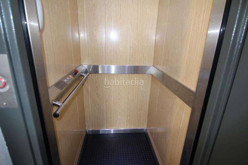 Foto a0b00325-dc90-407b-86af-dce7e2e31def. Chalet con parcheggio in La Carihuela - Los Nidos Torremolinos