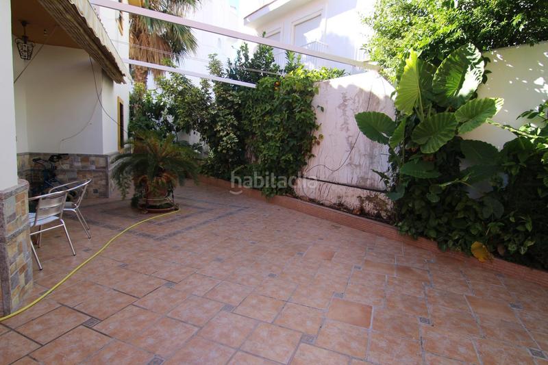 Foto e3cef996-6703-4eef-9bb3-2c6c93fe1068. Chalet con parcheggio in La Carihuela - Los Nidos Torremolinos