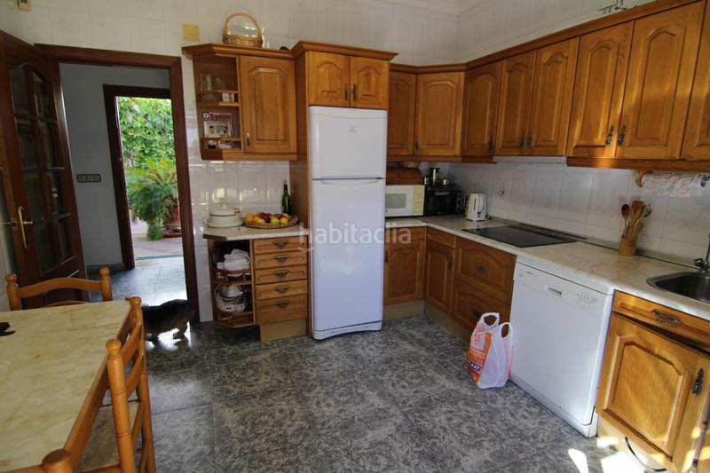 Foto ea4793e8-6603-442a-9991-225306dfd7cf. Chalet con parcheggio in La Carihuela - Los Nidos Torremolinos