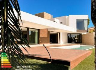 Xalet a Arroyo de la Miel. Espectacular villa chalet en benalmadena