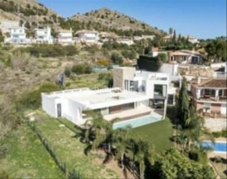 Foto bf727d85-0fc9-42ca-833a-9d798d8a3fa3. Chalet espectacular villa chalet en benalmadena en Benalmádena