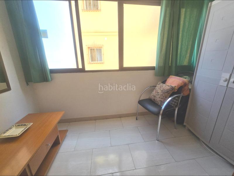 Foto 1bba7065-4a1d-4877-b842-27d881257f1f. Piso amplio piso en El Bajondillo en El Bajondillo Torremolinos