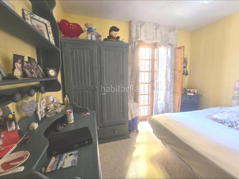 Foto 955ee1f3-0570-44cf-9297-988ff75ddb79. Piso amplio piso en El Bajondillo en El Bajondillo Torremolinos