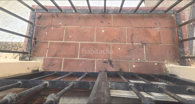Foto f42a9af9-000b-4a50-825e-d3c61add60da. Piso amplio piso en El Bajondillo en El Bajondillo Torremolinos