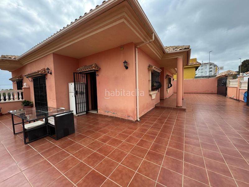 Foto c7f1c8d2-e1b2-47ee-82a8-87112cd61cb0. Chalet avec parking dans Arroyo de la Miel Benalmádena