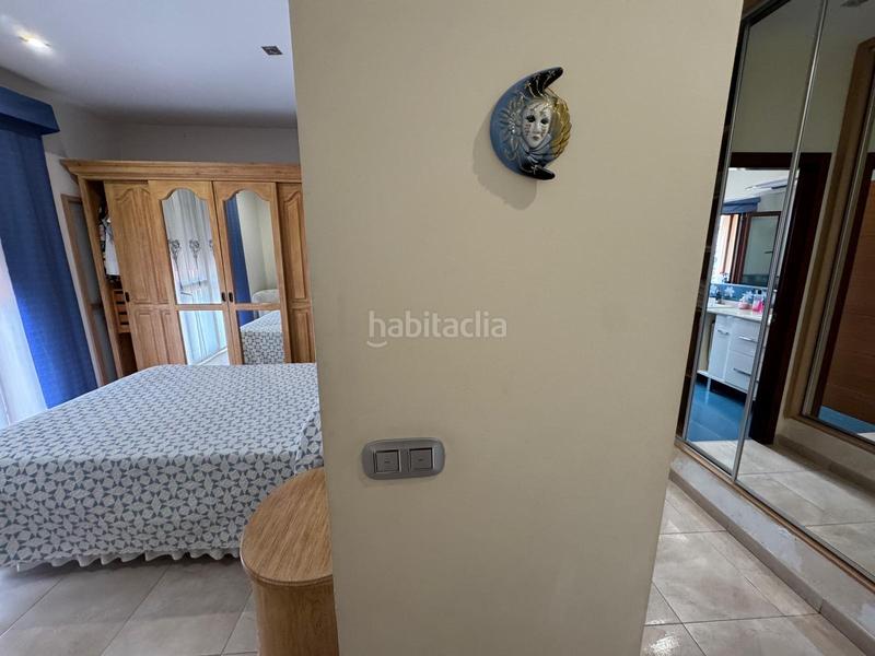 Foto db59b9c9-9f21-4cb6-8dff-1aa36f216bb7. Chalet avec parking dans Arroyo de la Miel Benalmádena