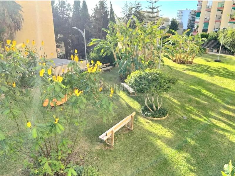 Foto 27b14f21-40e9-4d91-b1a4-874d3ffe979f. Appartement dans calle calle de al-ándalus 14 dans Montemar Torremolinos