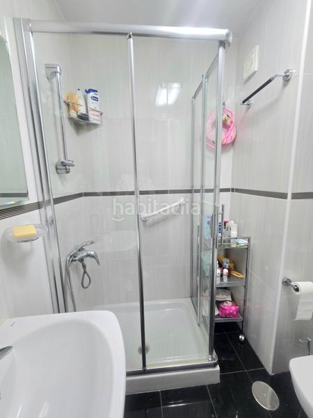 Foto 4fd3cda8-9dc3-4458-9194-98ce44f2f0e8. Appartement dans calle calle de al-ándalus 14 dans Montemar Torremolinos