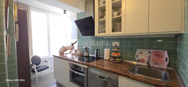 Foto 66fc7a00-1a3a-48e6-8d4f-4e27abb08df7. Appartamento con riscaldamento in La Carihuela - Los Nidos Torremolinos