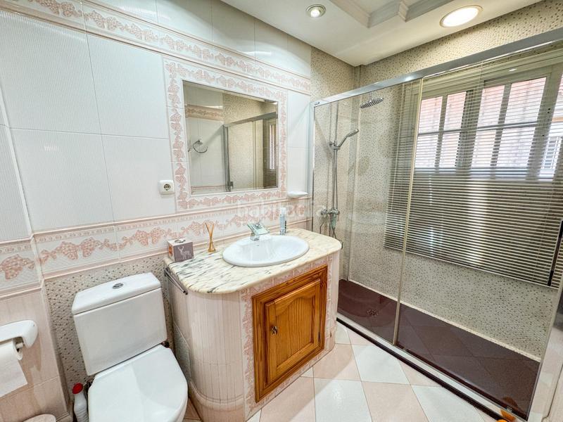 Foto 1e02529e-7ed7-4fd8-9226-75f66c5cebb4. Maison jumelée avec parking piscine dans Guadalmar Málaga