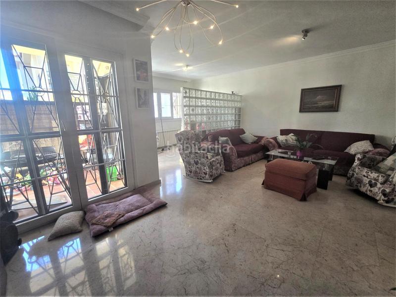 Foto 00cdb53a-3658-4560-84e7-912f4d71b8d6. Casa pareada exclusivo pareado en tres plantas en la codiciada zona de playamar. en Torremolinos