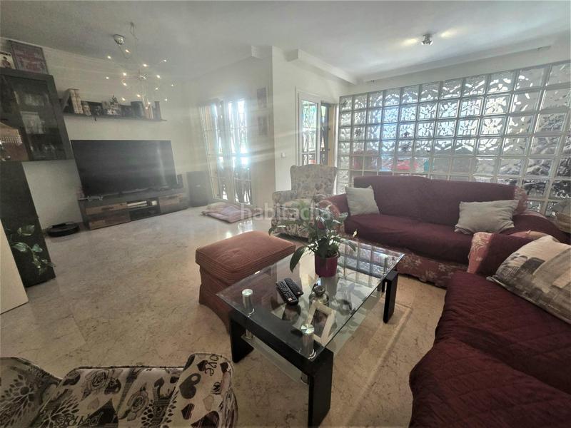 Foto 15ce2360-7f19-49bb-8438-66ecc751f738. Casa pareada exclusivo pareado en tres plantas en la codiciada zona de playamar. en Torremolinos