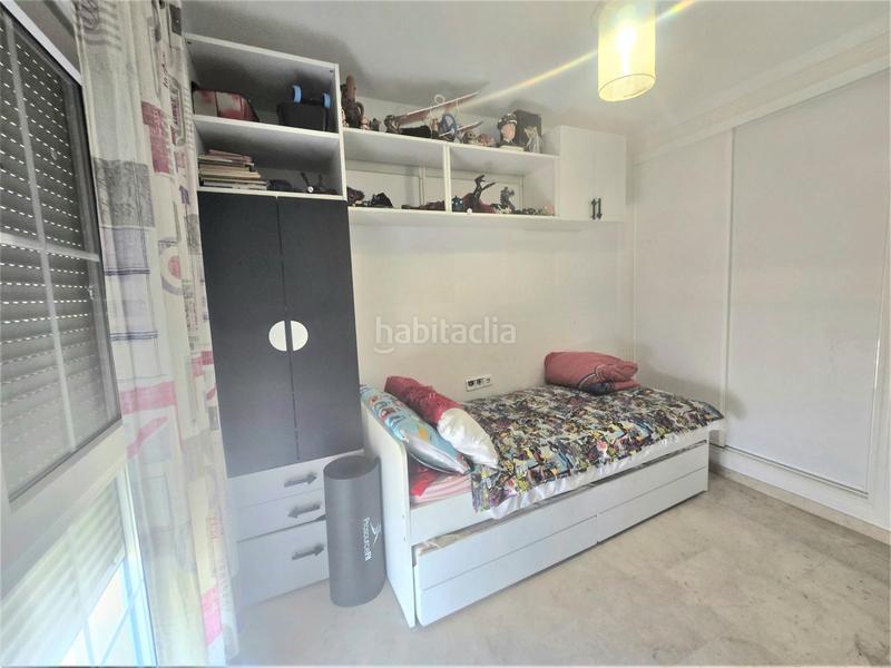 Foto 2a8f1a3e-cb83-459e-8c98-6624d55e631b. Casa pareada exclusivo pareado en tres plantas en la codiciada zona de playamar. en Torremolinos