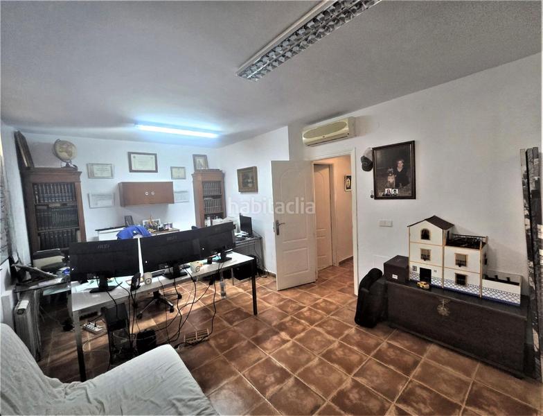 Foto 634c2783-d2e6-4aee-963d-0821912069c9. Casa pareada exclusivo pareado en tres plantas en la codiciada zona de playamar. en Torremolinos