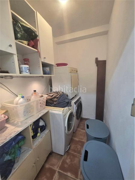 Foto a1e37fbe-ae20-451c-84ae-49e331c98cb7. Casa pareada exclusivo pareado en tres plantas en la codiciada zona de playamar. en Torremolinos