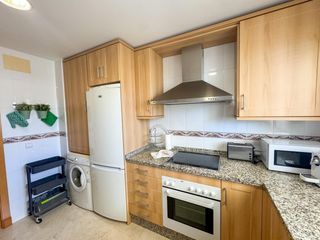 Rent Flat  Calle calle helios. Piso en alquiler en arenal golf  vistas al golf y terrazas priva