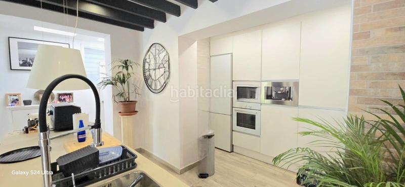 Foto 126c8bf6-c9c1-4822-b320-dd28f3648693. Casa encanto andaluz junto al mar con garaje y dos terrazas en Torremolinos