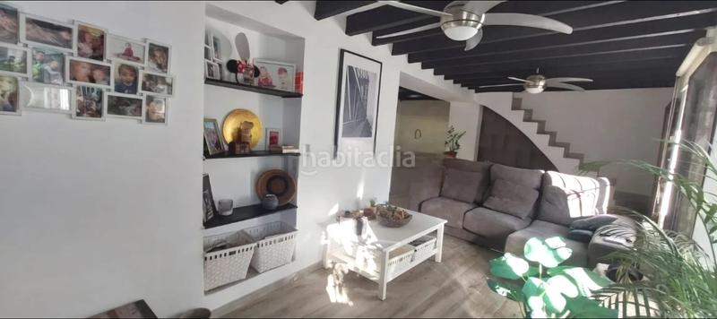 Foto ca69fed8-2efe-4fd5-80af-5f85b965551a. Casa encanto andaluz junto al mar con garaje y dos terrazas en Torremolinos