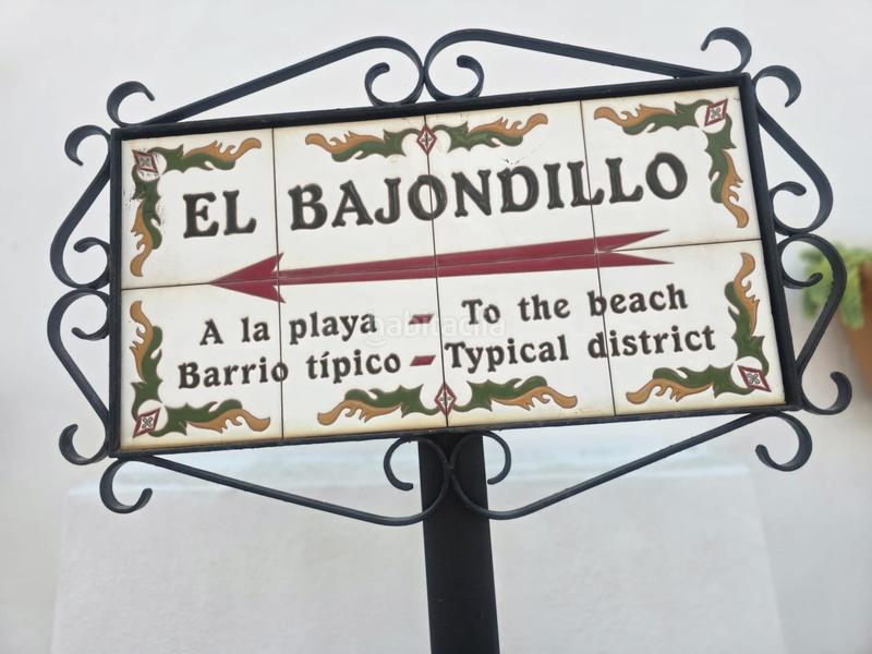 Foto f33179b7-8bd5-4e52-baf5-687a273b4fec. Casa encanto andaluz junto al mar con garaje y dos terrazas en Torremolinos