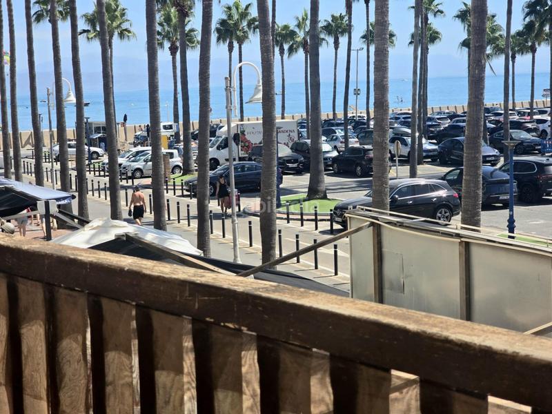 Foto d3d45d9d-ec9a-485f-bfdb-715c23925e6b. Etagenwohnung mit parking in Puerto Marina Benalmádena