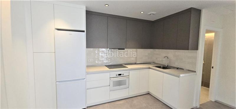 Foto 4c035867-5915-49d5-b62c-5c8dc709920d. Piso nueva exclusiva en playamar! vivienda a estrenar a solo 7 minutos de la playa en Torremolinos