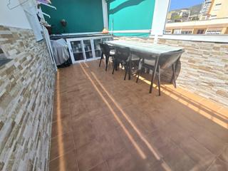 Flat en Manantiales-Estacin de Autobuses. tico reformado con terraza en plaza de andaluca, torremolinos
