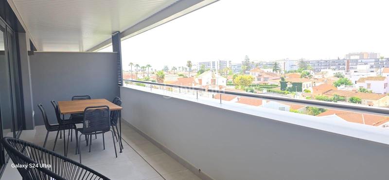 Foto fe4a9df4-cd89-4ab6-8b87-c73164491448. Alquiler piso seminuevo piso para larga duracion en los alamos. en Torremolinos