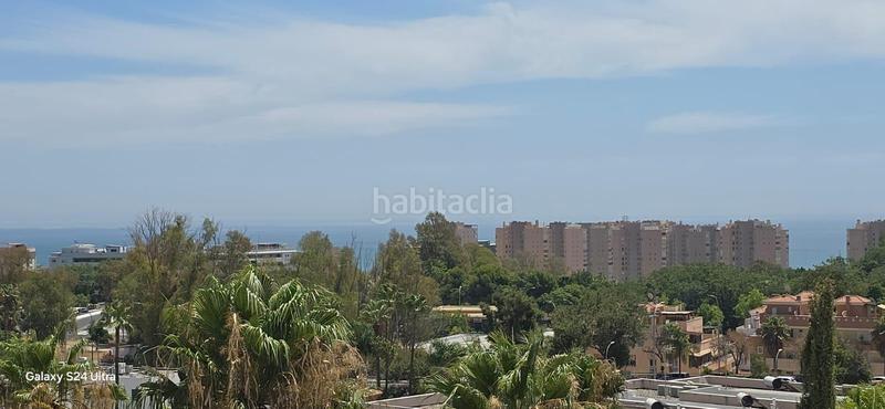 Foto 1f89655e-a73c-408e-b867-d4e67d325637. Casa adossada amb calefacció aparcament piscina a Torremolinos