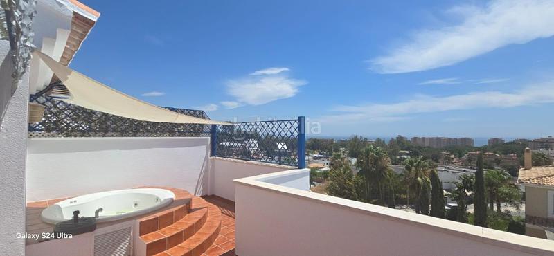 Foto 708099b2-8337-4237-97bc-1e8717894284. Casa adossada amb calefacció aparcament piscina a Torremolinos