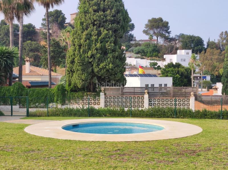 Foto ca1ad66f-5394-4902-add6-7fb1372c0199. Casa adossada amb calefacció aparcament piscina a Torremolinos
