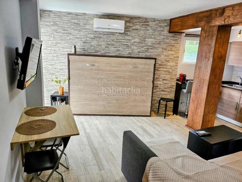 Foto 0dbf5aeb-4a06-4429-a645-df0ae926b0f1. Estudio  moderno con licencia turística listo para rentabilizar desde el primer día en Torremolinos