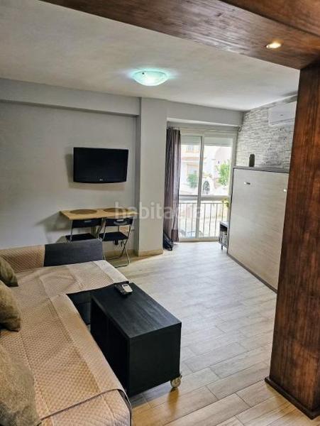 Foto fe41b563-e00a-433a-97de-fdabf39806d0. Estudio  moderno con licencia turística listo para rentabilizar desde el primer día en Torremolinos