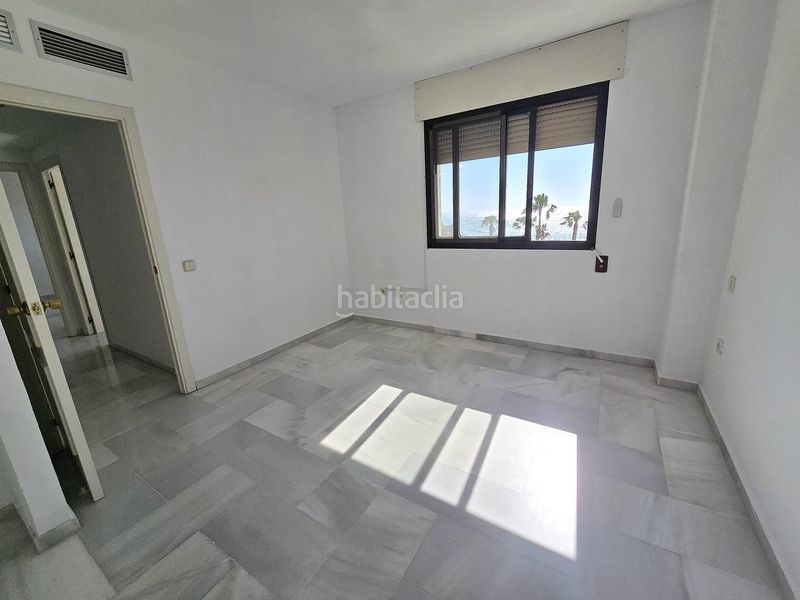 Foto 7a2cd8bf-e582-4435-a91b-7e56f76826ea. Pis amb aparcament piscina a La Carihuela - Los Nidos Torremolinos