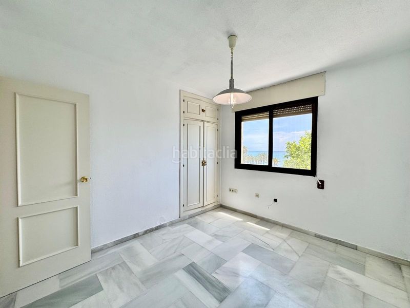 Foto 89d1ee3a-6b8c-46ae-bc57-2de2773c5fde. Pis amb aparcament piscina a La Carihuela - Los Nidos Torremolinos