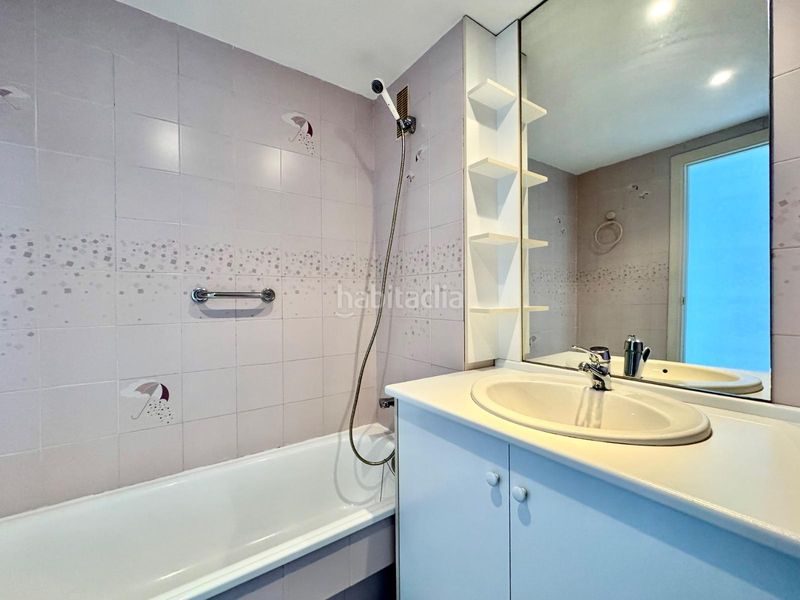 Foto b1148d67-8cf3-4693-bd27-30c8dccd62a4. Pis amb aparcament piscina a La Carihuela - Los Nidos Torremolinos