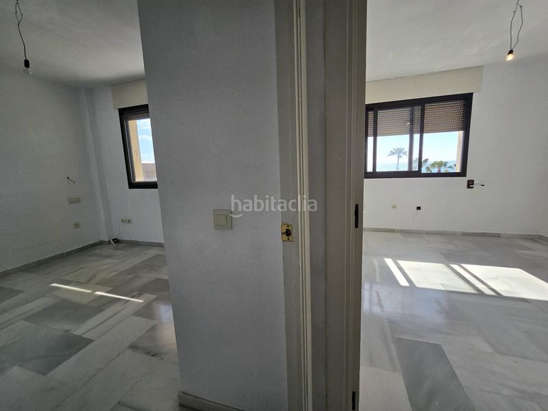 Foto d8986f8c-cca4-4426-820b-663b687120d0. Pis amb aparcament piscina a La Carihuela - Los Nidos Torremolinos
