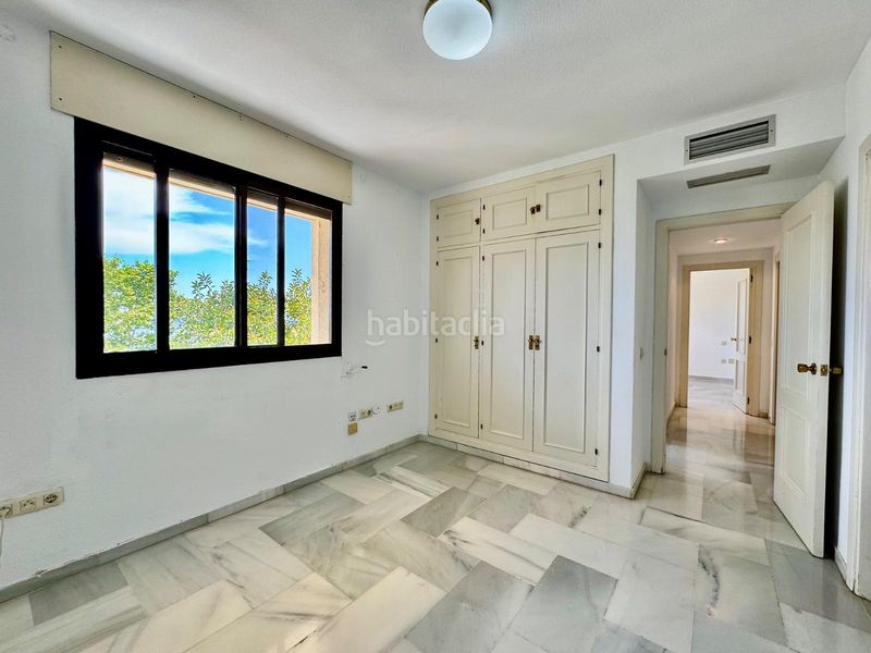 Foto db58cbe5-7145-4dff-a9c1-8e27a396eac0. Pis amb aparcament piscina a La Carihuela - Los Nidos Torremolinos