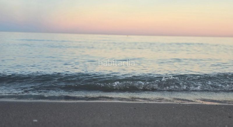 Foto fa334d9b-2160-4fbf-a273-e11cac8a8922. Pis amb aparcament piscina a La Carihuela - Los Nidos Torremolinos