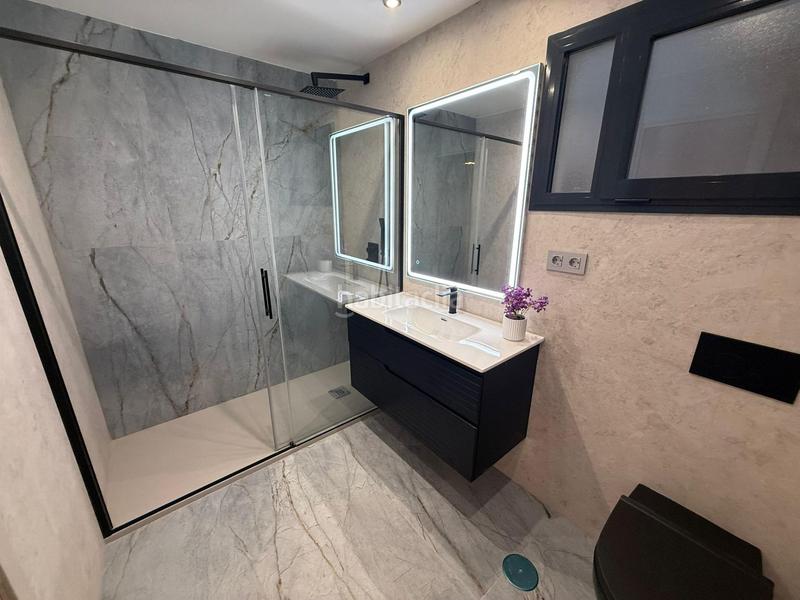 Foto 0971d51b-0895-4cb6-9132-79f6394b1b57. Piso amplio piso de 3 dormitorios en la malagueta en Málaga