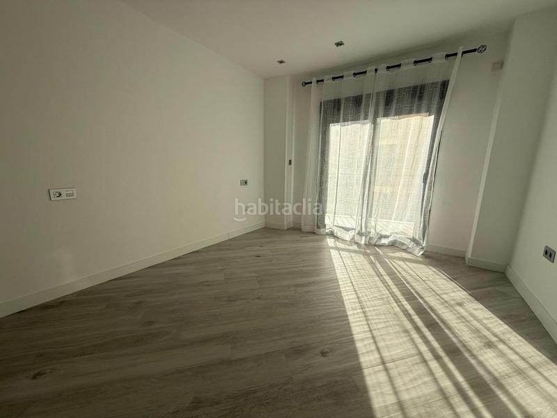 Foto 3320a25d-13cc-46a5-aea4-ba662edd8c11. Piso amplio piso de 3 dormitorios en la malagueta en Málaga