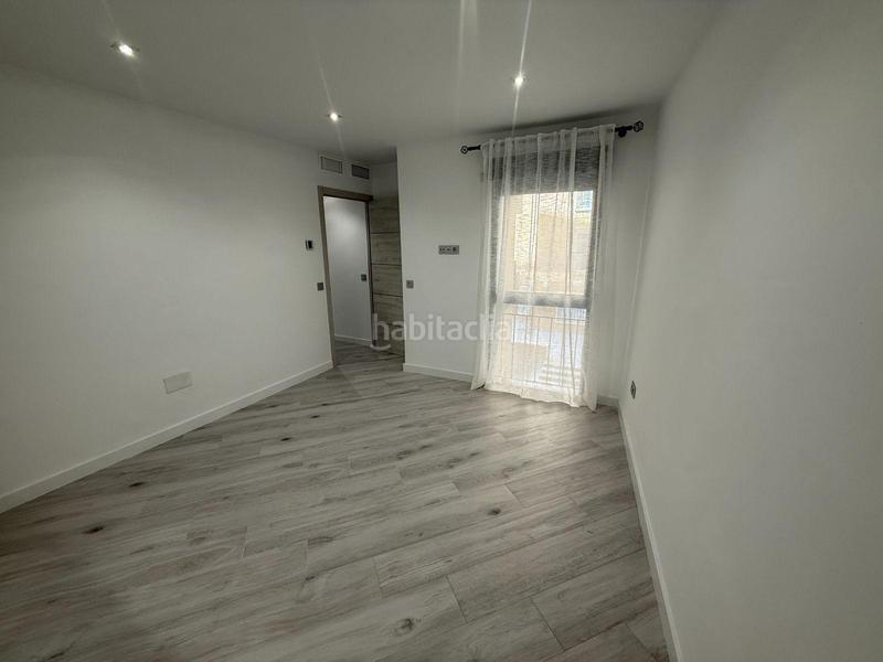 Foto 4ebdf219-1a16-4b02-84fc-2313c9bcc07b. Piso amplio piso de 3 dormitorios en la malagueta en Málaga