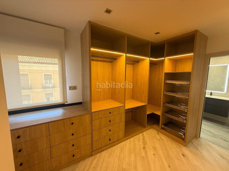 Foto 796b8f23-383b-41a6-9d08-34b2998fe992. Piso amplio piso de 3 dormitorios en la malagueta en Málaga