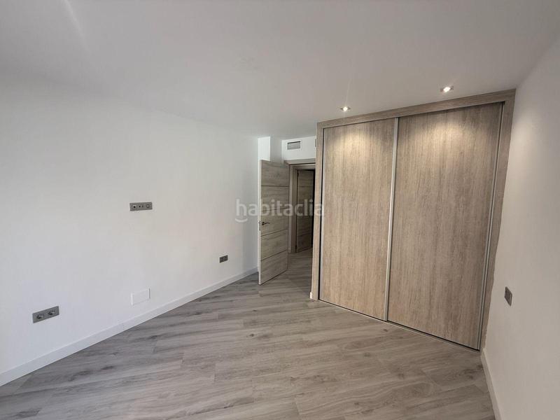 Foto 8045bc5c-623c-41f4-bdde-9853fd1eee28. Piso amplio piso de 3 dormitorios en la malagueta en Málaga