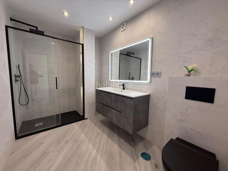 Foto 92bec6a9-ba54-46a3-8ad1-bef66e5bb17a. Piso amplio piso de 3 dormitorios en la malagueta en Málaga