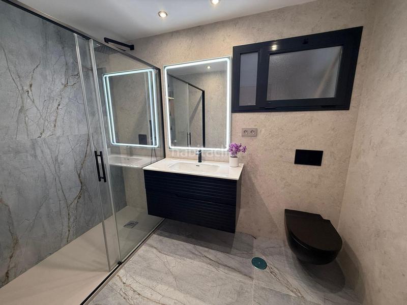 Foto d0141e03-d337-45a9-90d9-32b9ab248558. Piso amplio piso de 3 dormitorios en la malagueta en Málaga