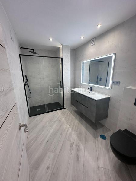 Foto e3575b4c-866f-419d-817c-672d0cb852c6. Piso amplio piso de 3 dormitorios en la malagueta en Málaga