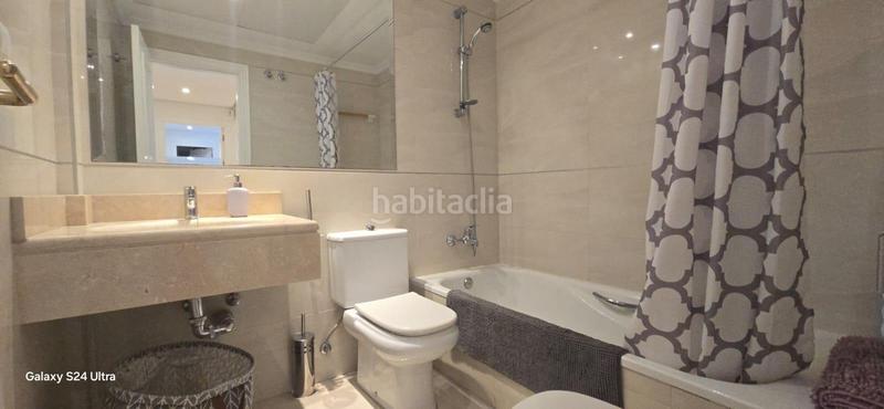 Foto edb4e8f5-75d3-41e5-b1c0-a5cfb11d3ecb. Maison jumelée avec chauffage parking piscine dans Zona Centro Comercial Torrequebrada Benalmádena