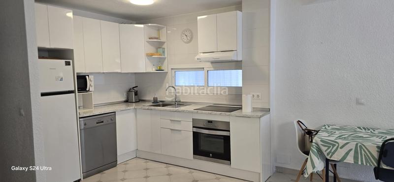 Foto 9132e5f2-8de0-4005-9001-cda5aeb63785. Alquiler apartamento alquiler apartamento 2 dormitorios en la carihuela en Torremolinos