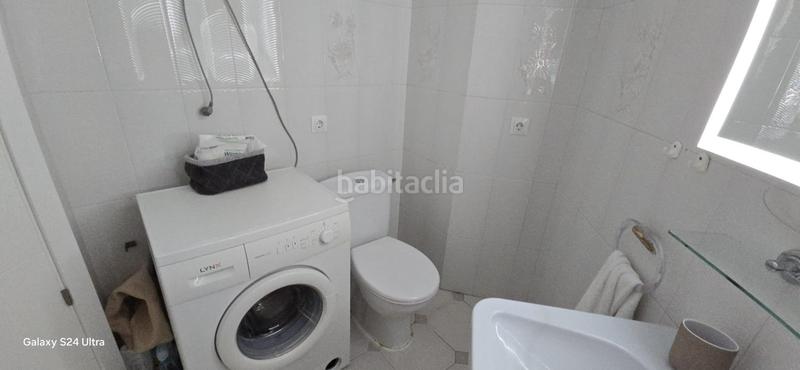 Foto 96b9ccdd-c1ad-4454-89a4-c72331092333. Alquiler apartamento alquiler apartamento 2 dormitorios en la carihuela en Torremolinos